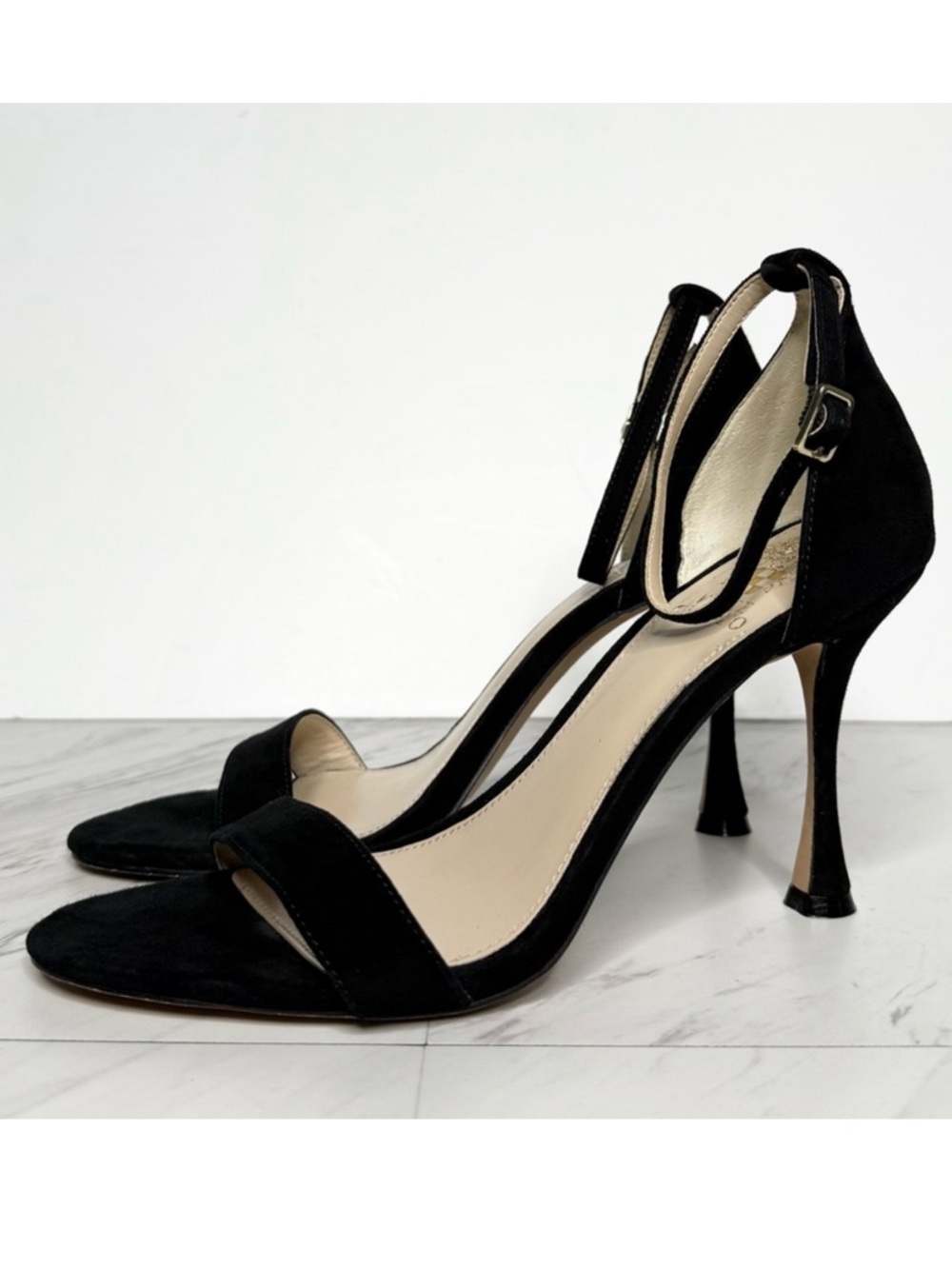 Vince Camuto Ambrinti Black Suede Heeled Sandal 8 1/2 M